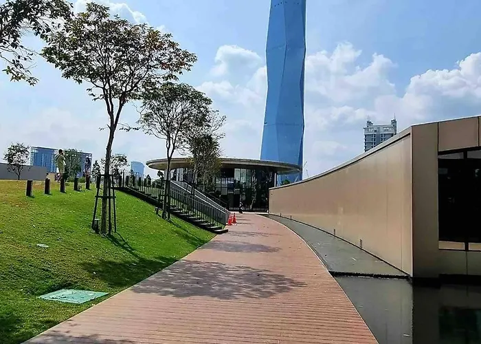 Infinity Pool/ Lucentia Bbcc, Near Lalaport, Pnb118, Klcc